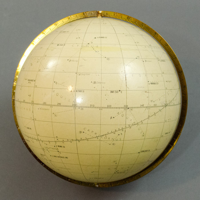 Kelvin & Hughes 7-Inch Star Globe, Epoch 1975, detail