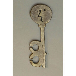 Chatterbox Club [Key-form Sculpture]