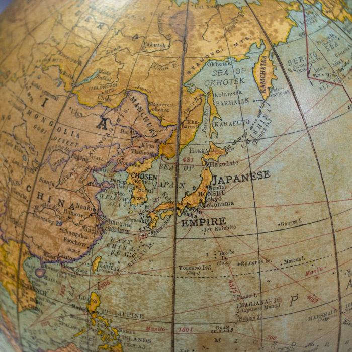 Rand McNally & Company 8-Inch Terrestrial Globe, detail